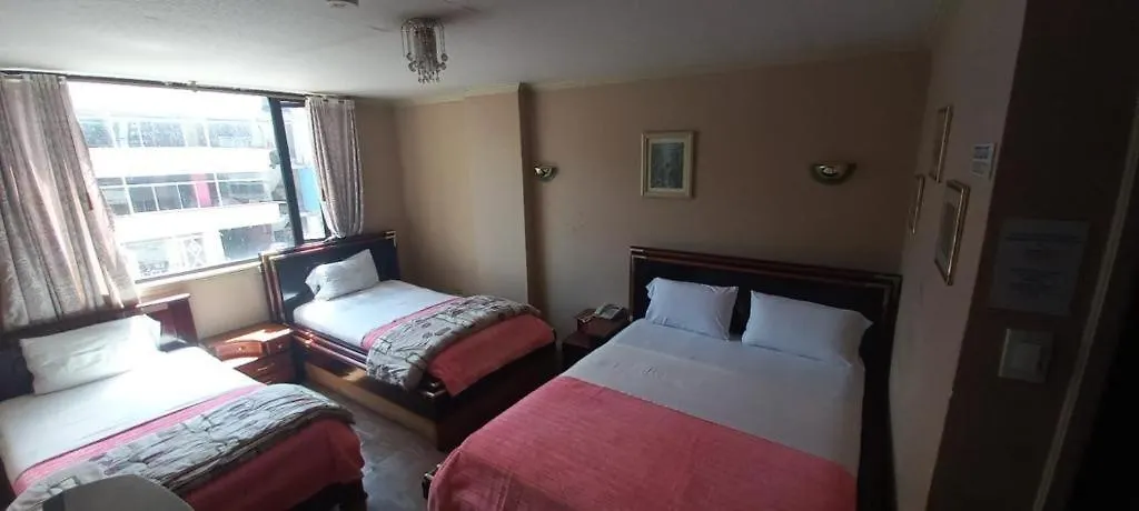 Inaquito Gold Hostal Quito