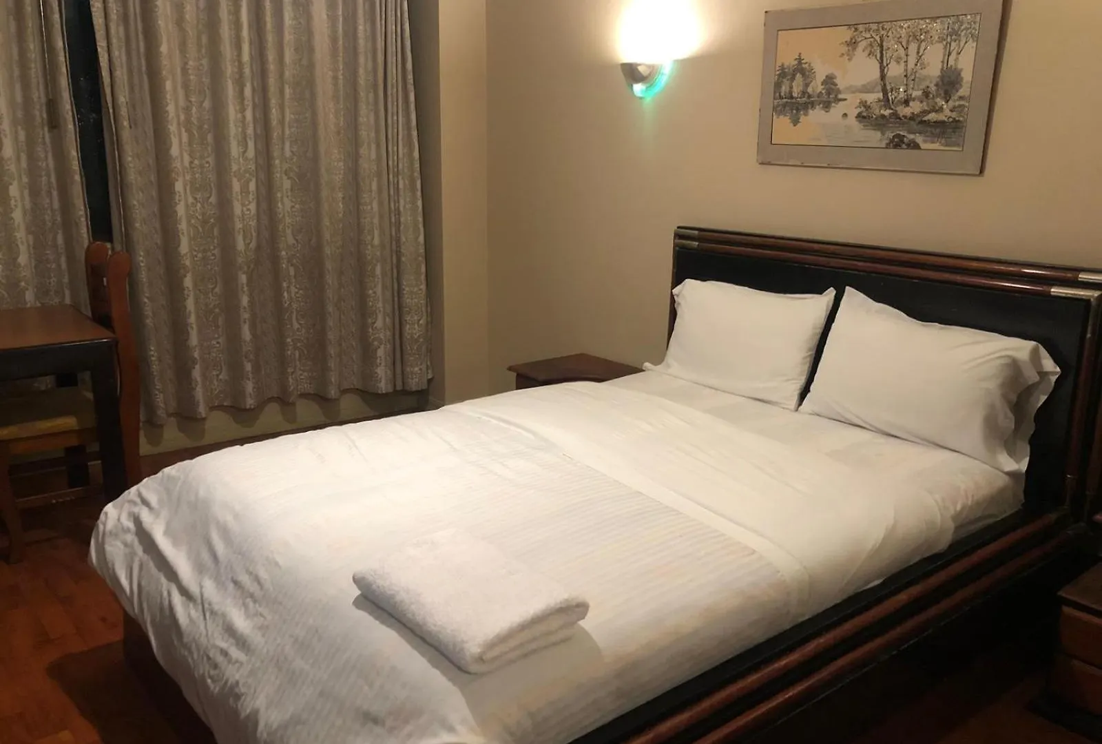 Guest house Inaquito Gold Hostal