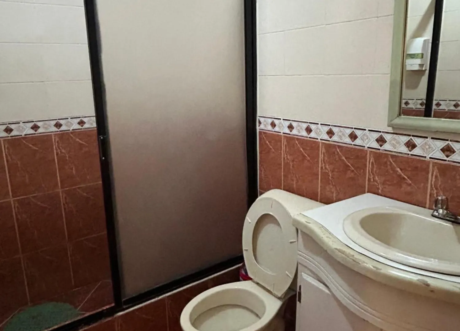 Guest house Inaquito Gold Hostal