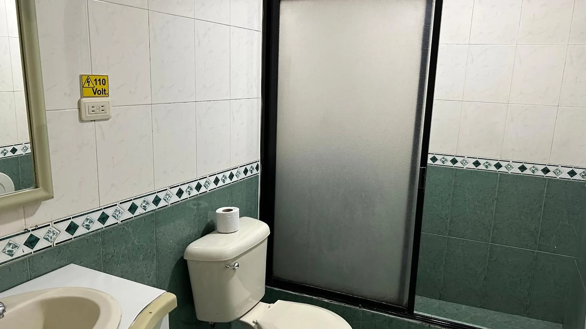 Inaquito Gold Hostal